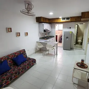 De A 15 Mt De La Playa Santa Marta (Magdalena)